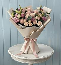 Букет цветов из:  Розы и Лизиантусы в Псотино