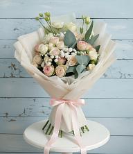 Букет цветов из:  Розы и Лизиантусы в Псотино