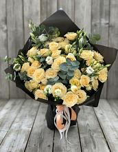 Букет цветов из:  Розы и Лизиантусы в Псотино