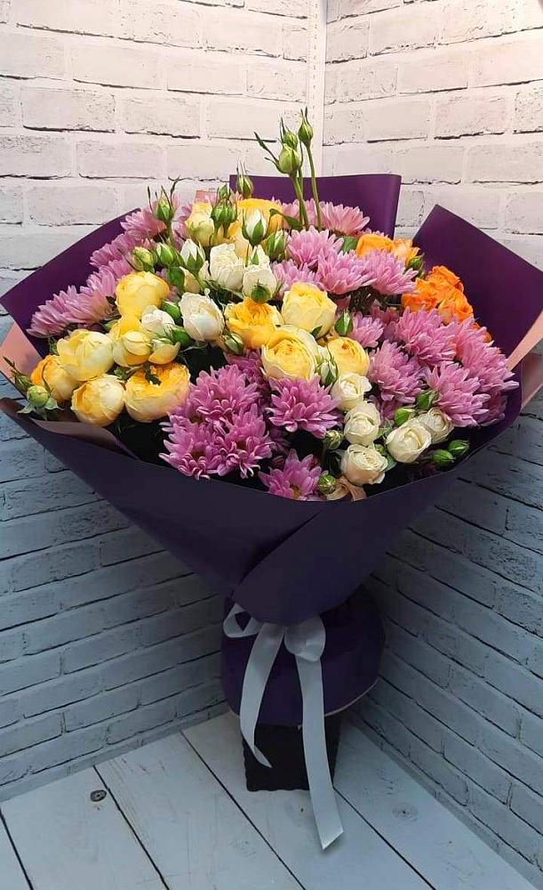 Букет цветов из: Хризантемы и Розы в Псотино