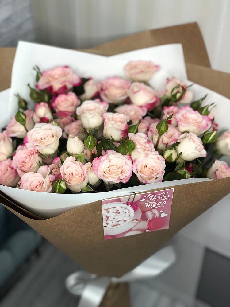 Букет цветов из: Розы в Псотино