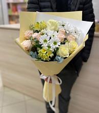 Букет цветов из:  Альстромерии, Розы и Хризантемы в Псотино