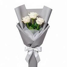 Букет 3 белые розы в Псотино