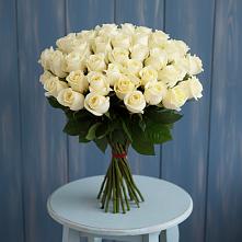Букет 51 Белая роза Эдлесс Лав в Псотино