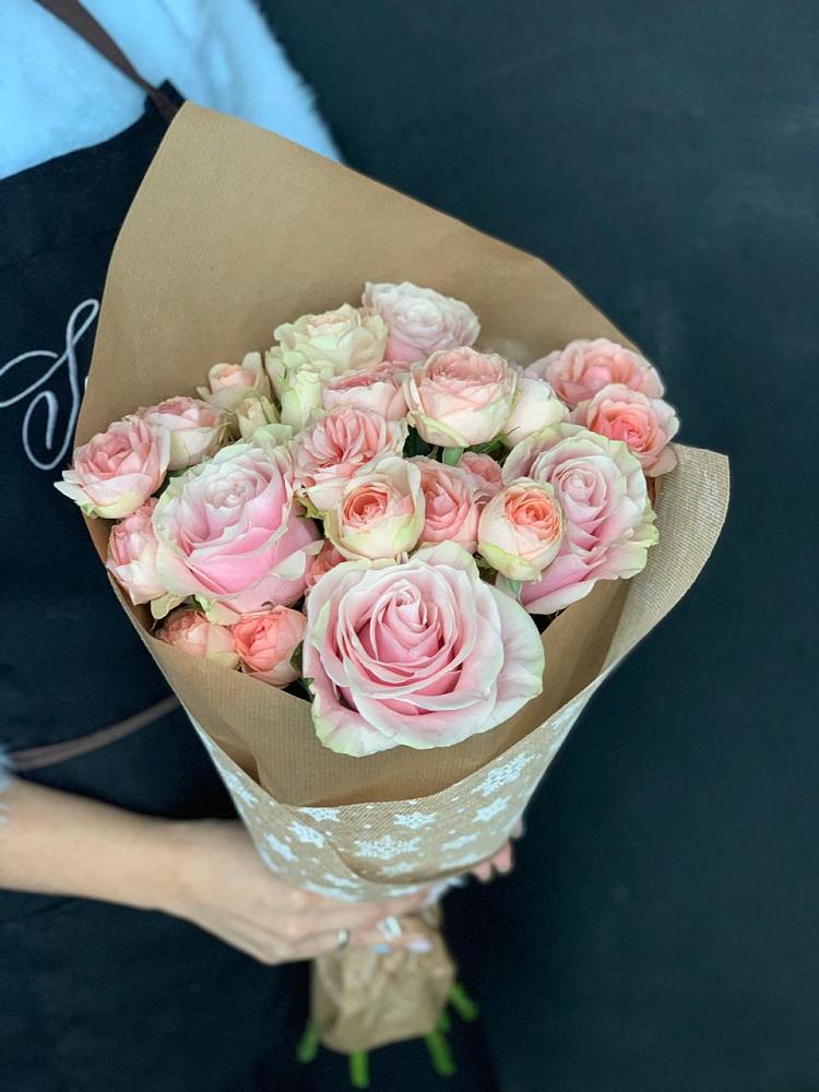 Букет цветов из: Хризантемы и Розы в Псотино