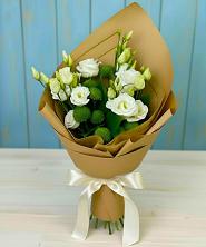 Букет цветов из:  Хризантемы и Лизиантусы в Псотино