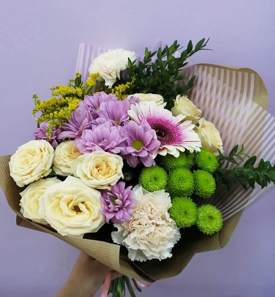 Букет цветов из: Хризантемы, Розы, Гвоздики и Герберы в Псотино