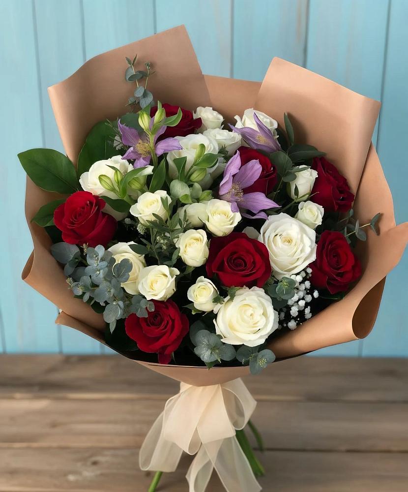 Букет цветов из: Розы и Альстромерии в Псотино